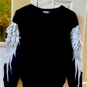 Angel Wings black sweater Small